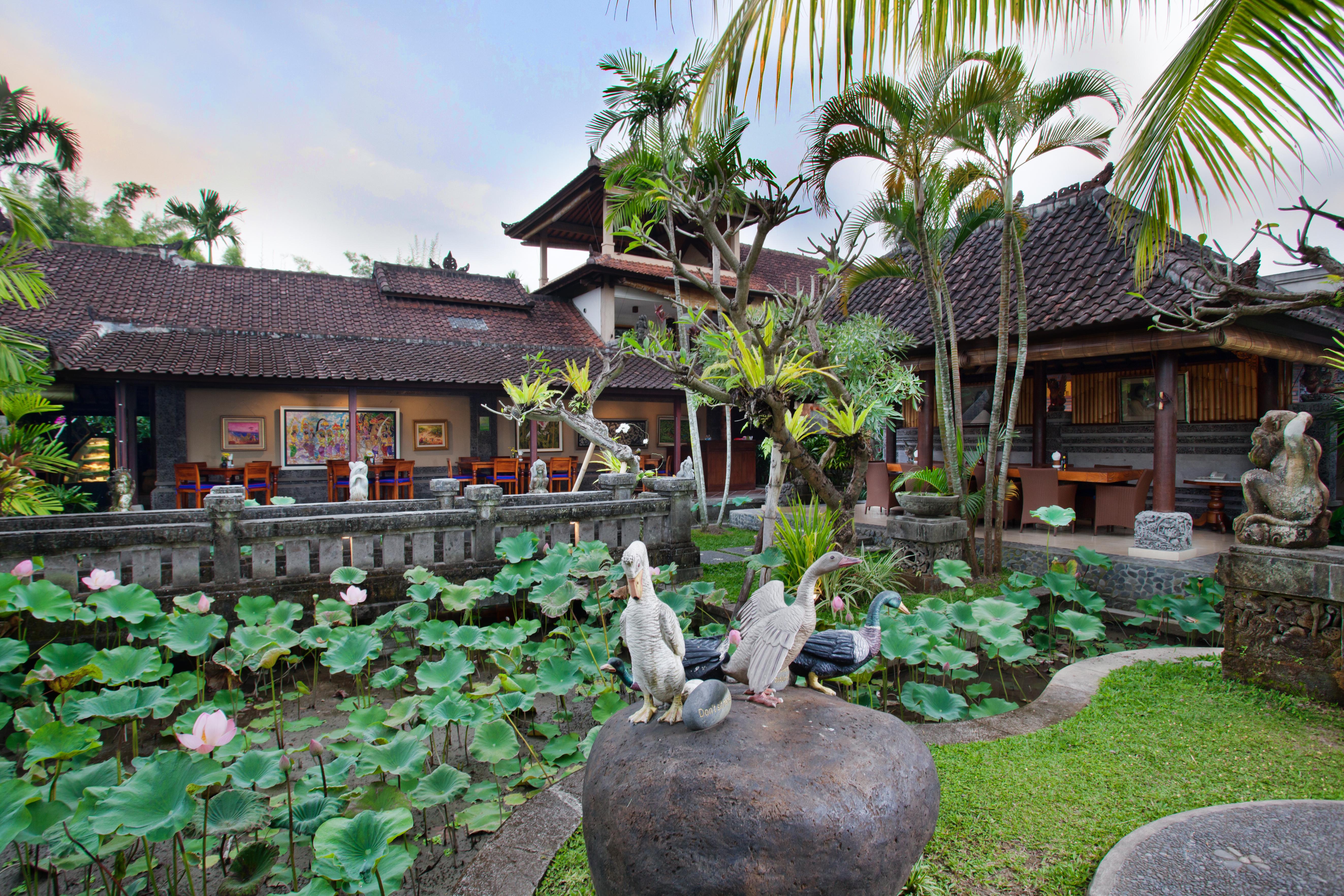 Bebek Tepi Sawah Restaurant & Villas Ubud  Exterior photo